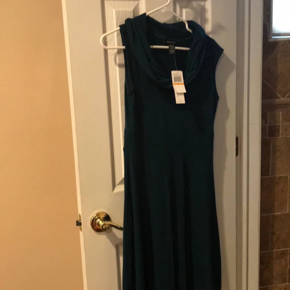 Spense green dress